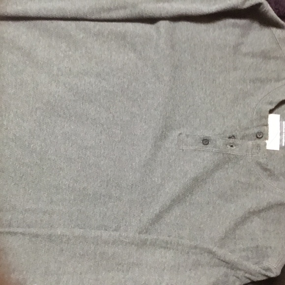 St JOHN’S BAY 3 Button Long Sleeve (CHARCOAL HEATHER) - Picture 5 of 7